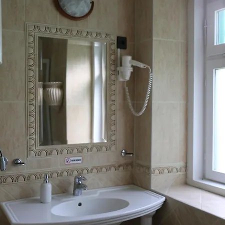 بيت ضيافة Csipkeskuti Lovas Vendeghaz