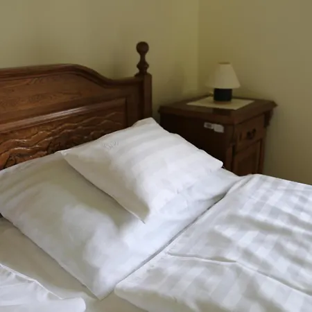 بيت ضيافة Csipkeskuti Lovas Vendeghaz